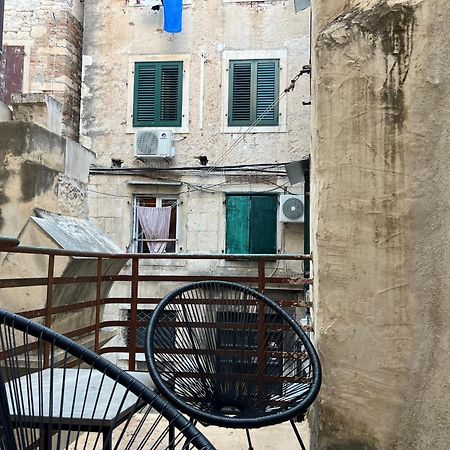 Emperor'S Residence Luxury Room - Unique Unesco Site Split Exterior photo